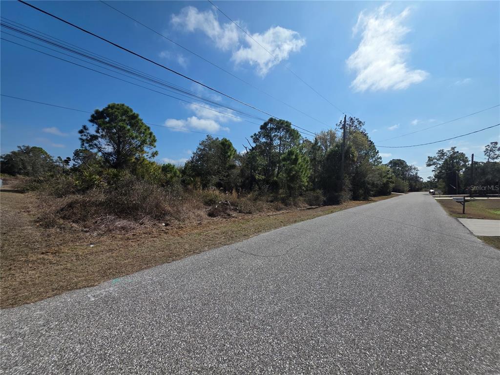 North Deer Run Road North Port, FL 34291 - Photo 3 of 7 a view of a dry yard