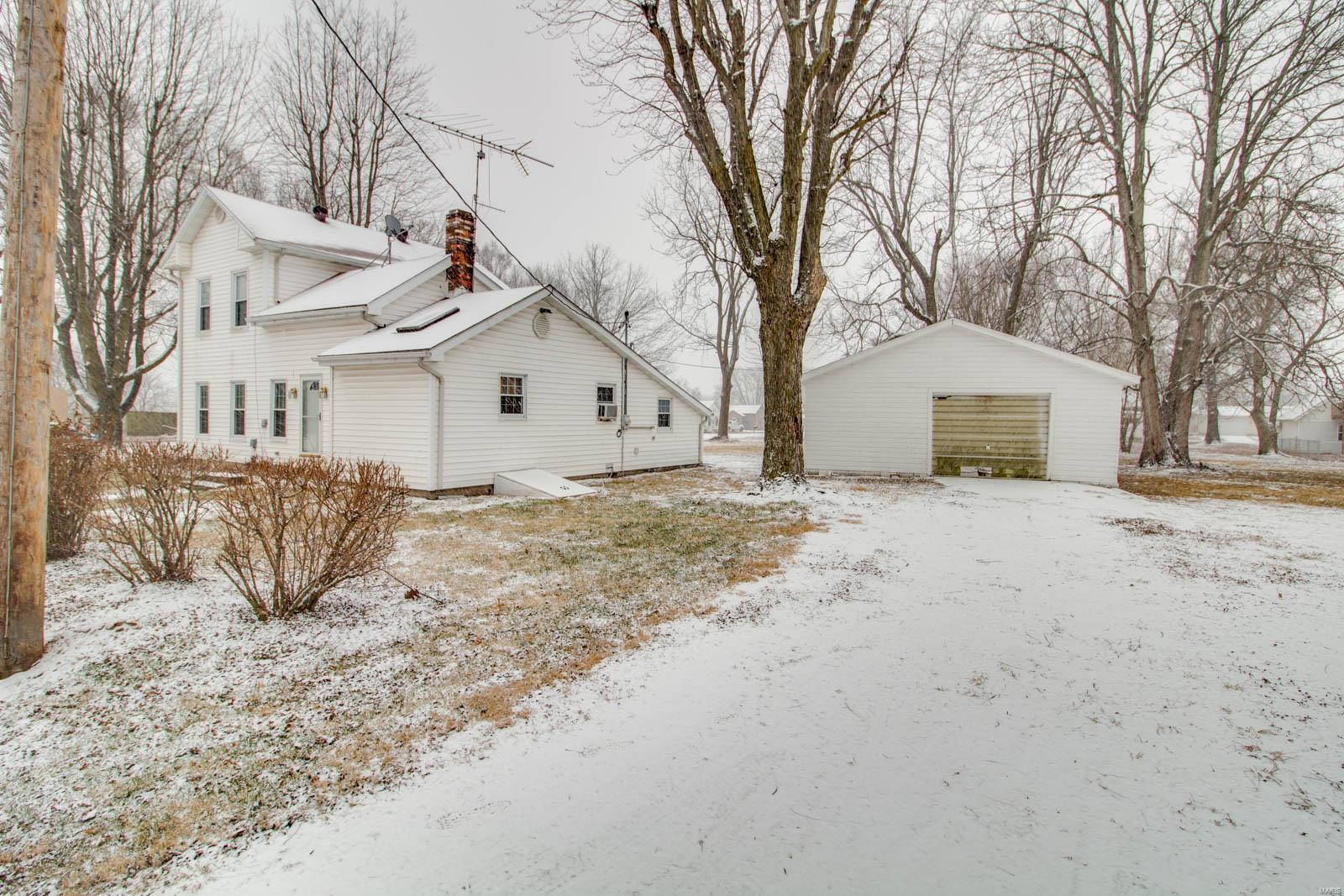 306 Walnut Street Kane, IL 62054 - Photo 29 of 36