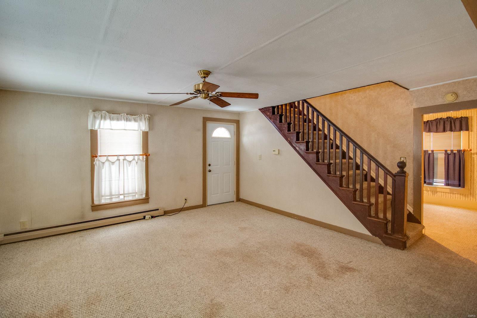 306 Walnut Street Kane, IL 62054 - Photo 5 of 36
