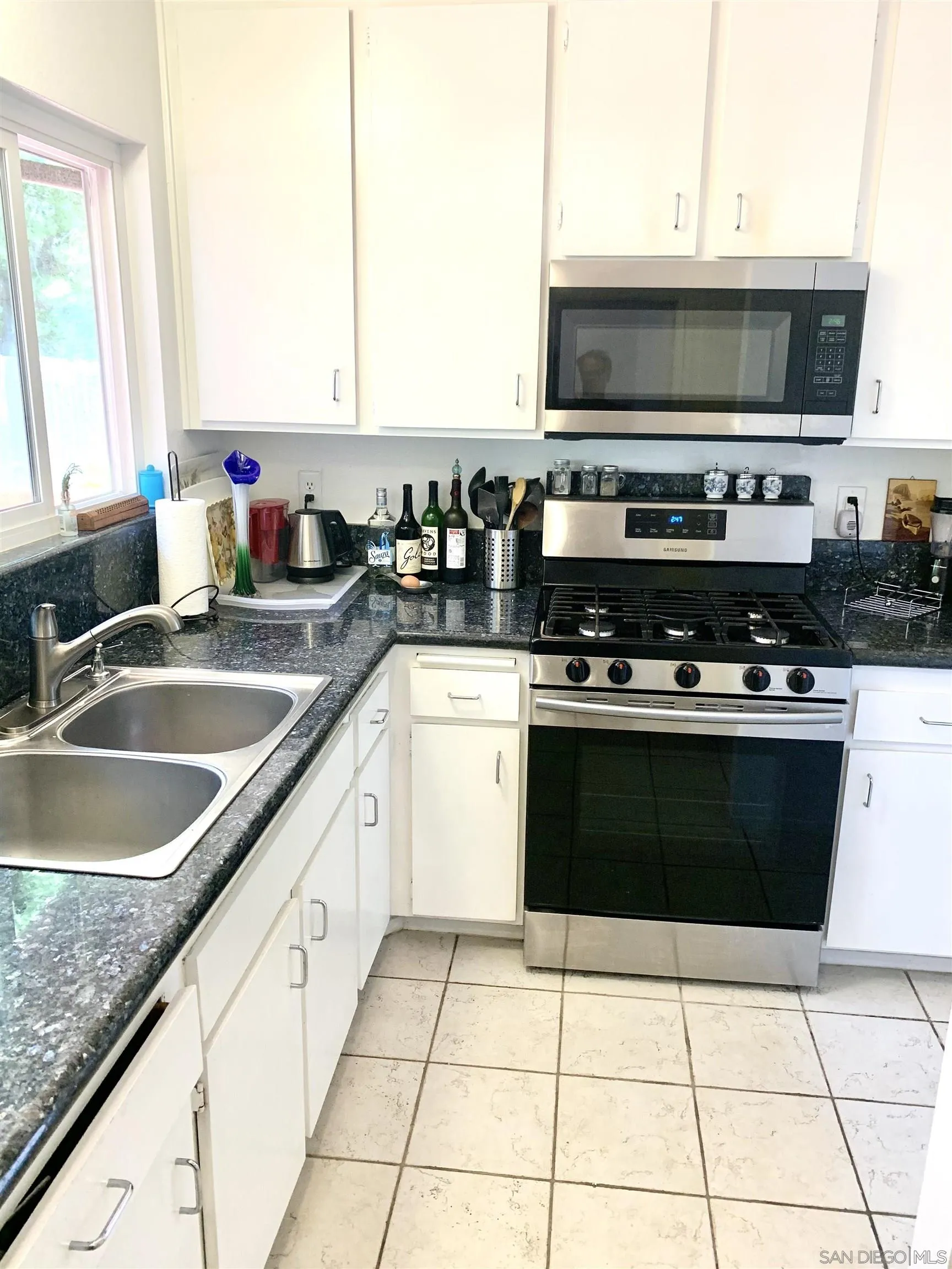 4538 Sunrise Ridge Oceanside, CA 92056 - Photo 7 of 18