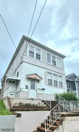 $3,000 | 36 Palmer Street, Unit 2, Passaic, NJ 07055