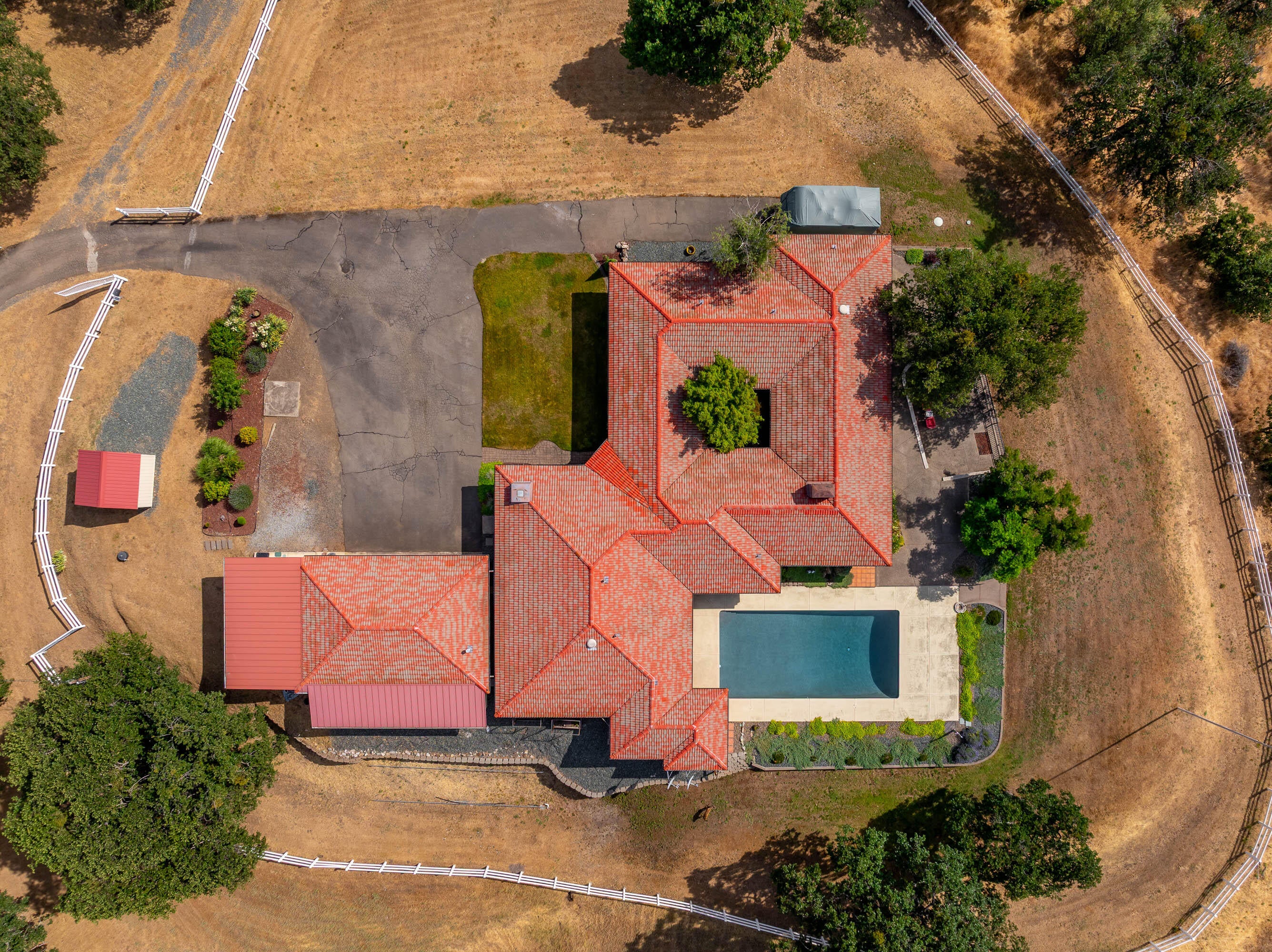 6048 Tolo Road Central Point, OR 97502 - Photo 6 of 61 DRONE (5 of 12)