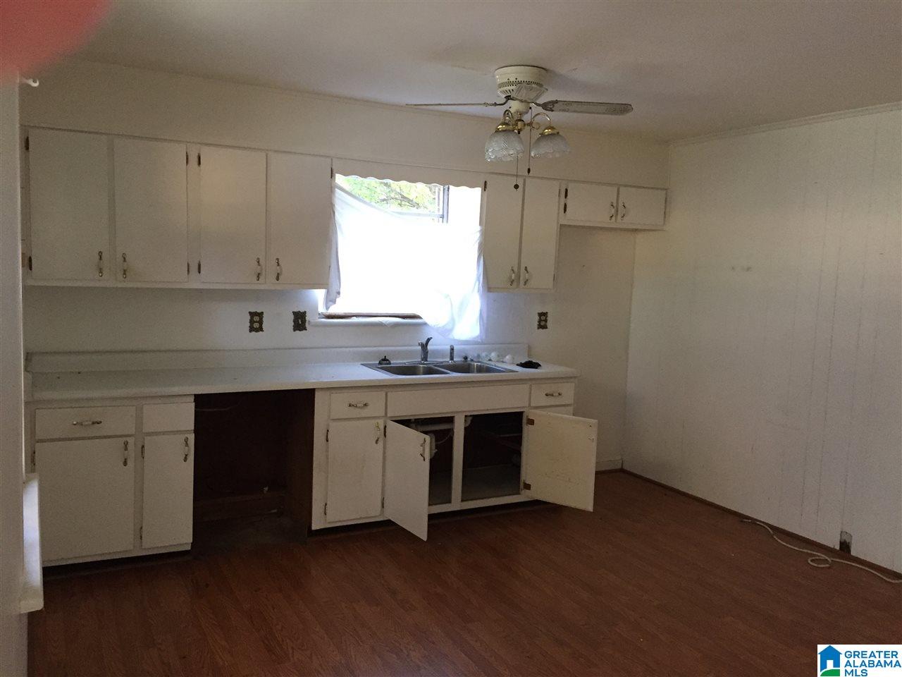 1819 Old Springville Road Birmingham, AL 35215 - Photo 2 of 13
