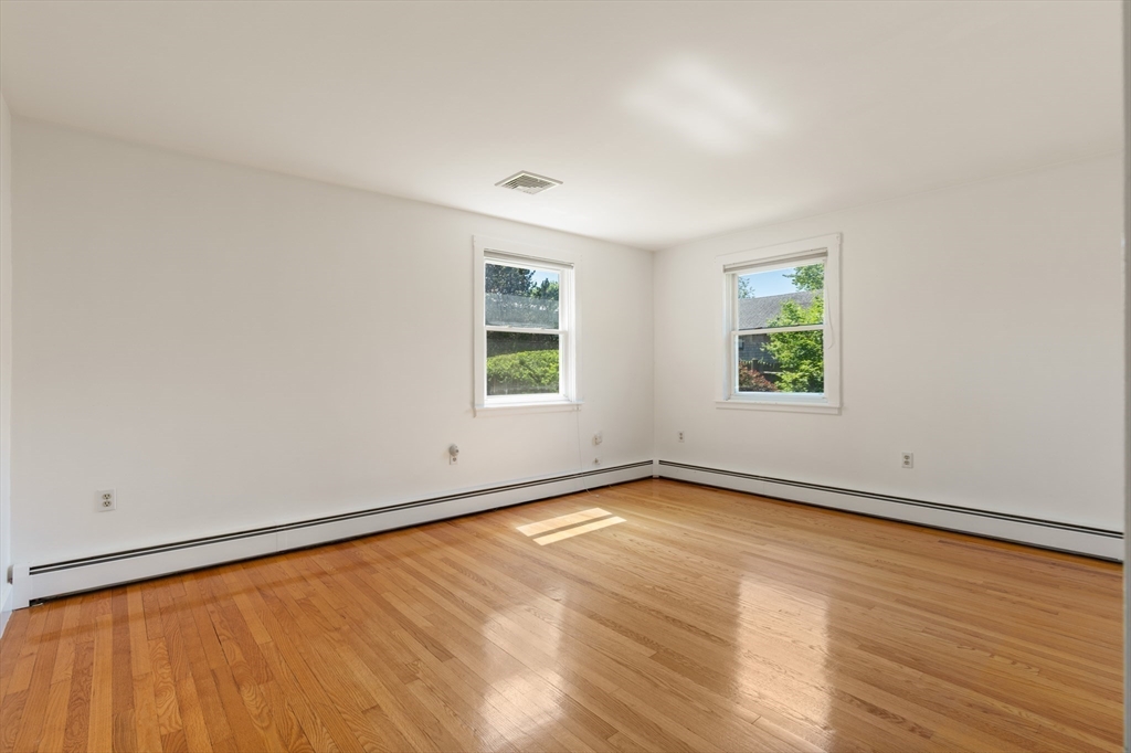 66 Overlook Road Marblehead, MA 01945 - Photo 16 of 34
