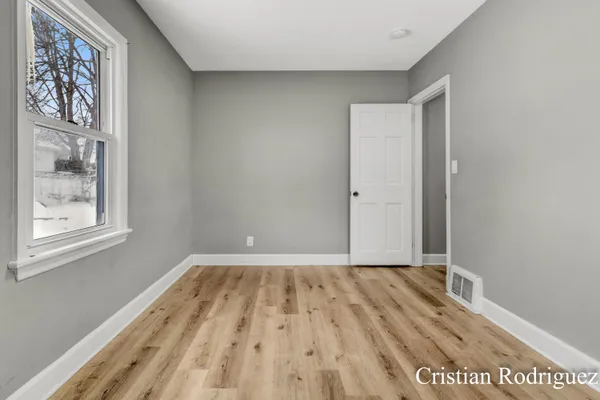 $314,900 | 1118 Dunham Street Southeast, Grand Rapids, MI 49506