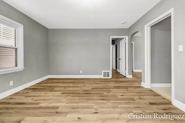 $314,900 | 1118 Dunham Street Southeast, Grand Rapids, MI 49506