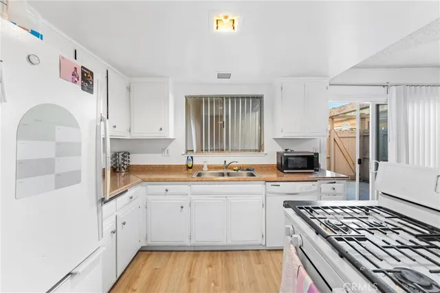 $299,000 | 3700 Mountain Avenue North, Unit 5C, San Bernardino, CA 92404