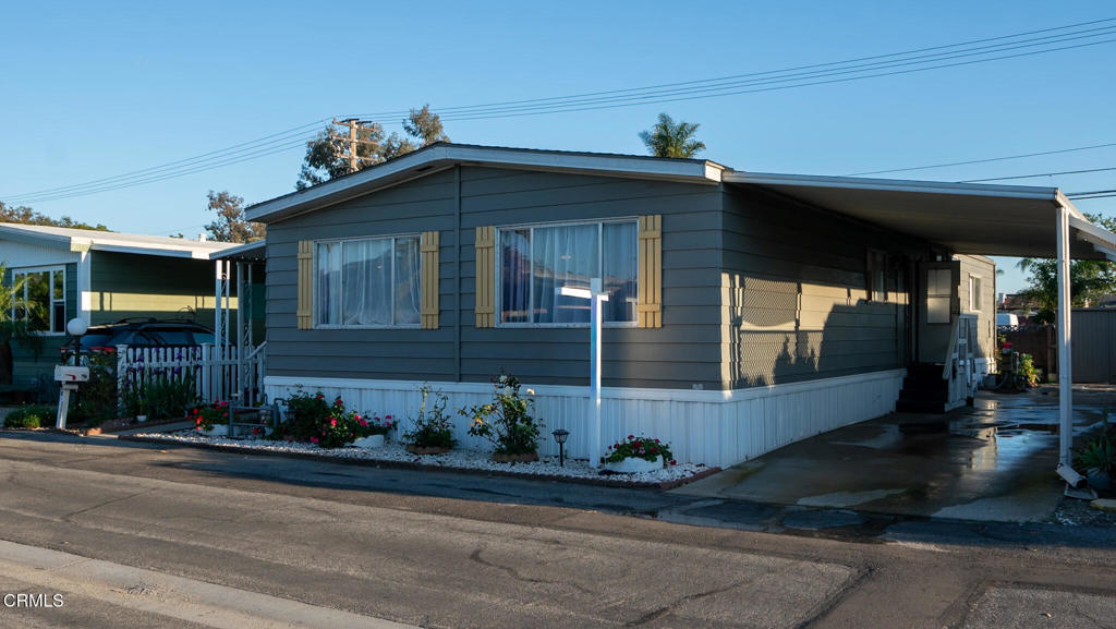 280 Columbia Place, Unit 48 Oxnard, CA 93033 - Photo 1 of 17 Great Curb Appeal