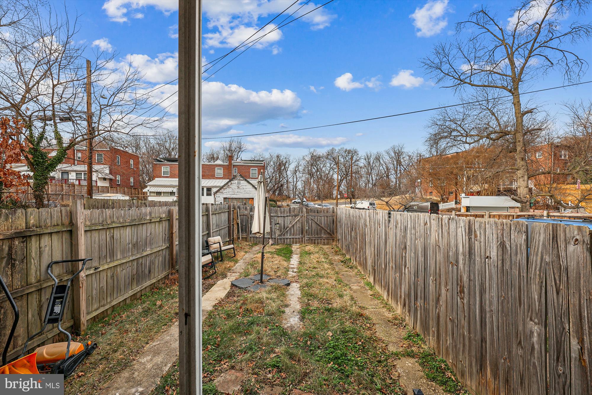 4007 1st Street Southwest Washington, DC 20032 - Photo 12 of 49 a view of a balcony next to a yard