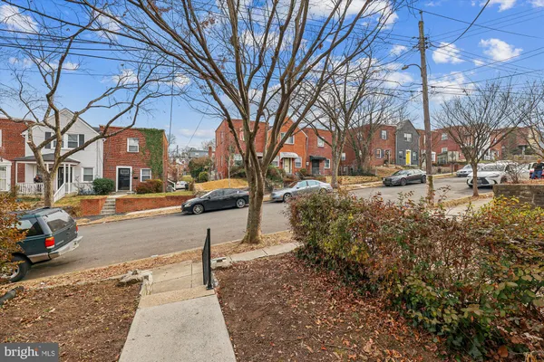 $360,000 | 4007 1st Street Southwest, Washington, DC 20032