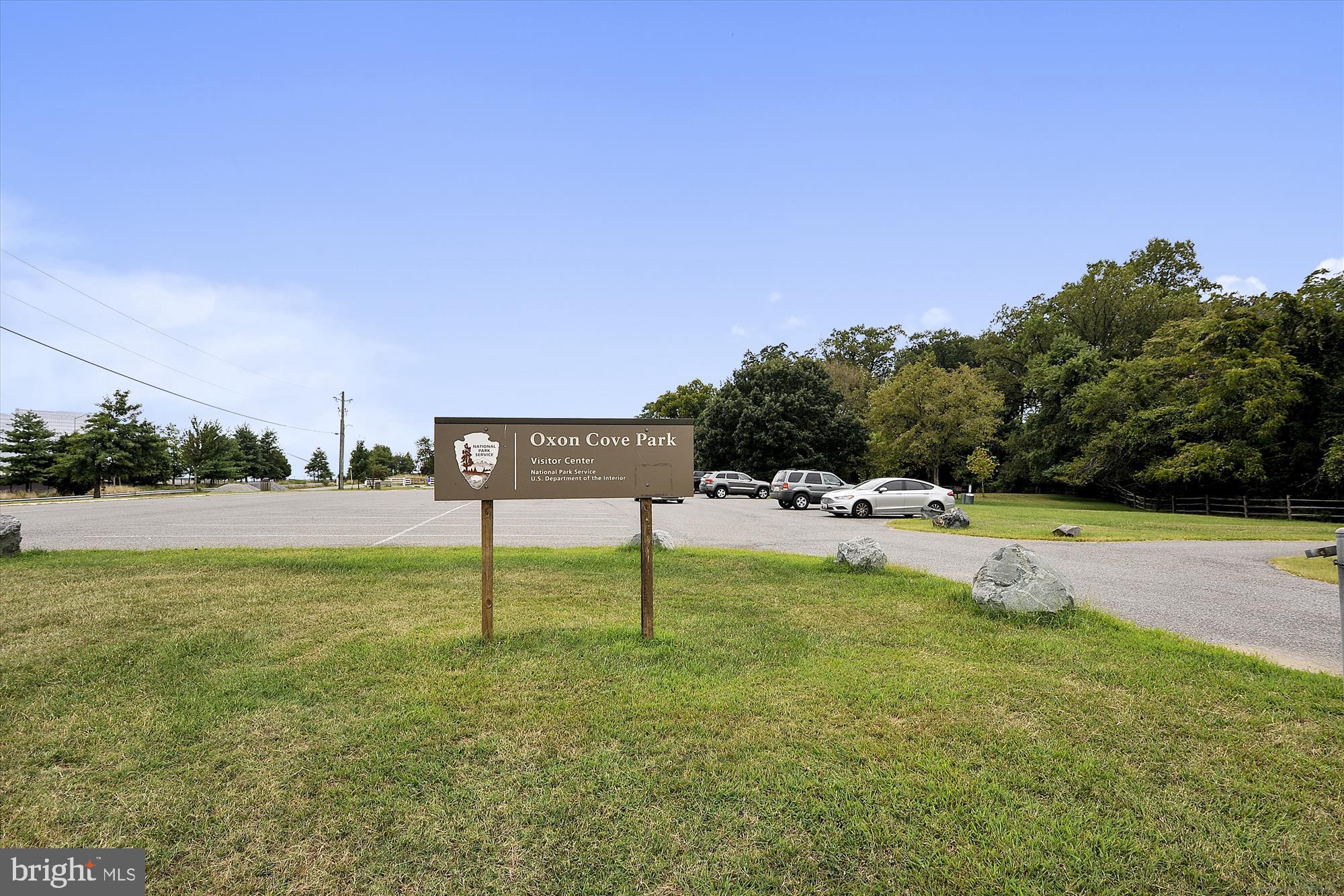 4007 1st Street Southwest Washington, DC 20032 - Photo 43 of 48 a view of a garden and swimming pool