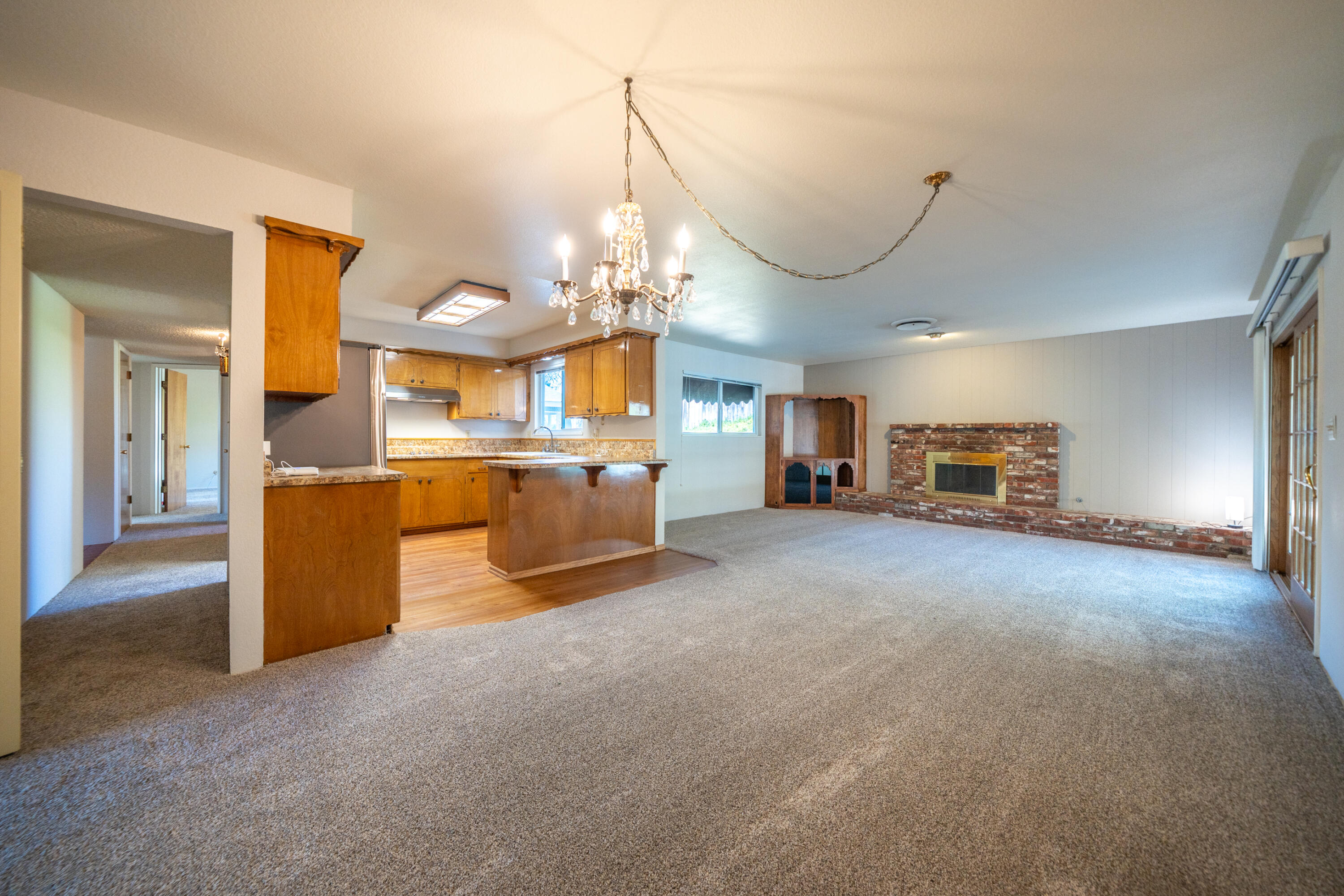 688 Julie Way Redding, CA 96002 - Photo 16 of 79 .