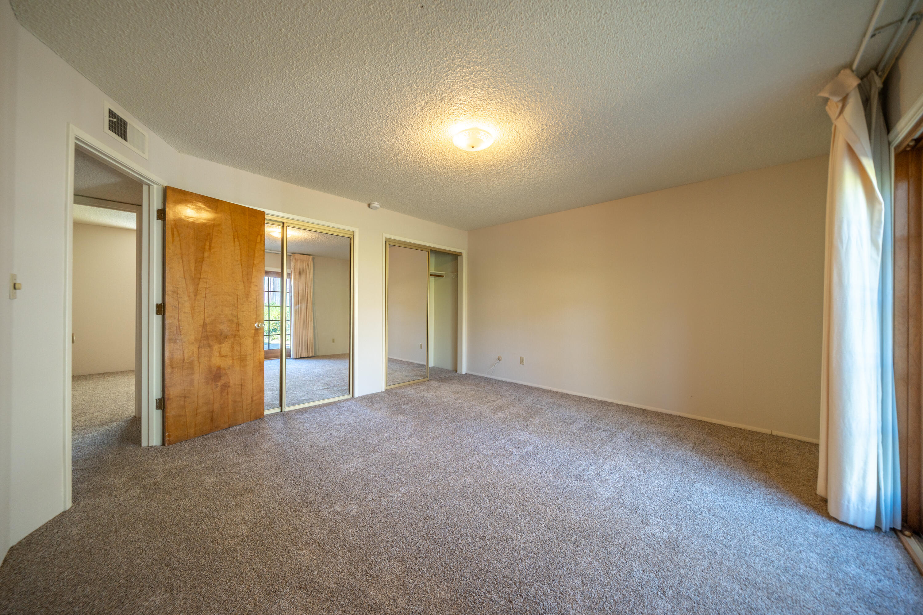 688 Julie Way Redding, CA 96002 - Photo 23 of 79 .