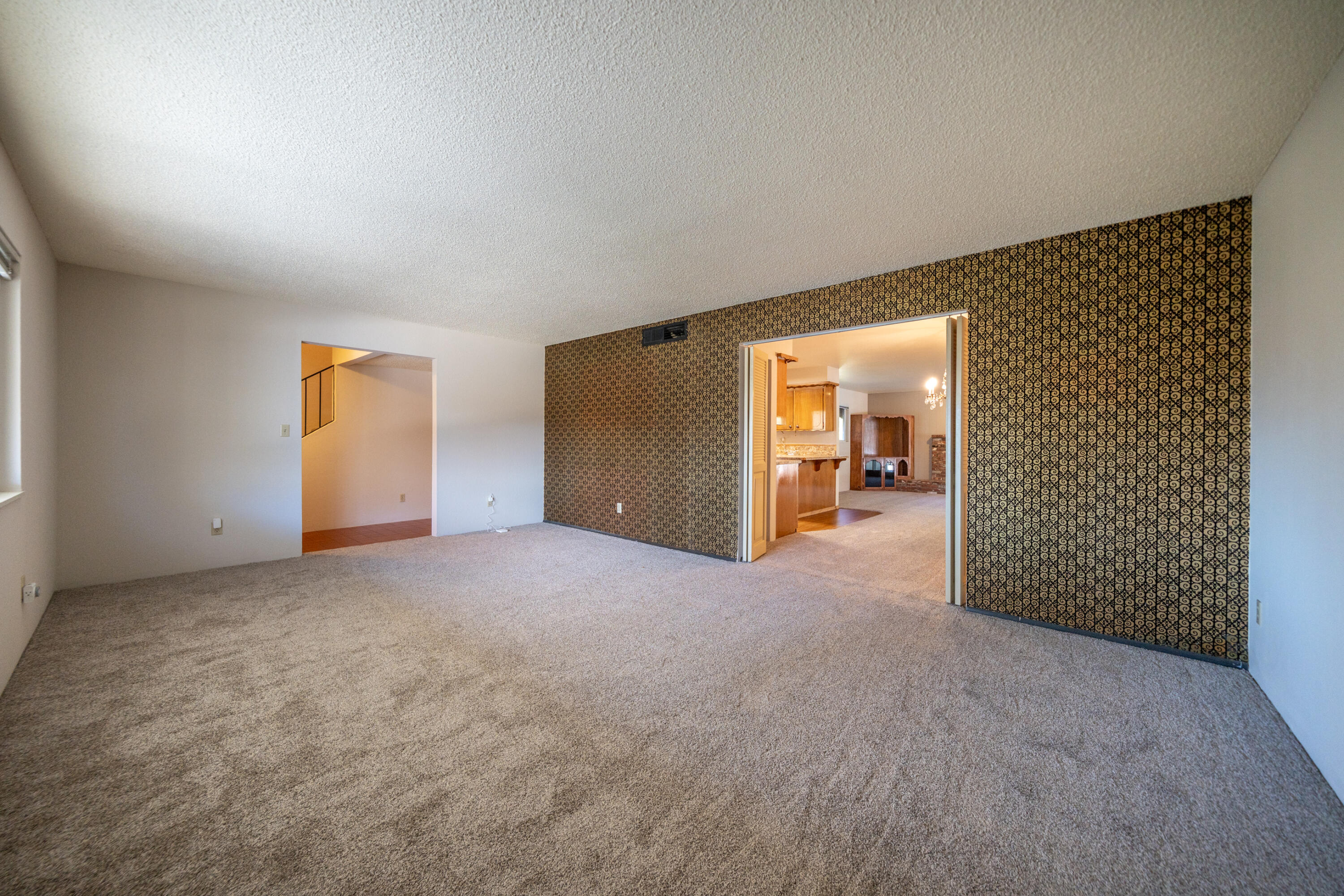 688 Julie Way Redding, CA 96002 - Photo 31 of 79 .