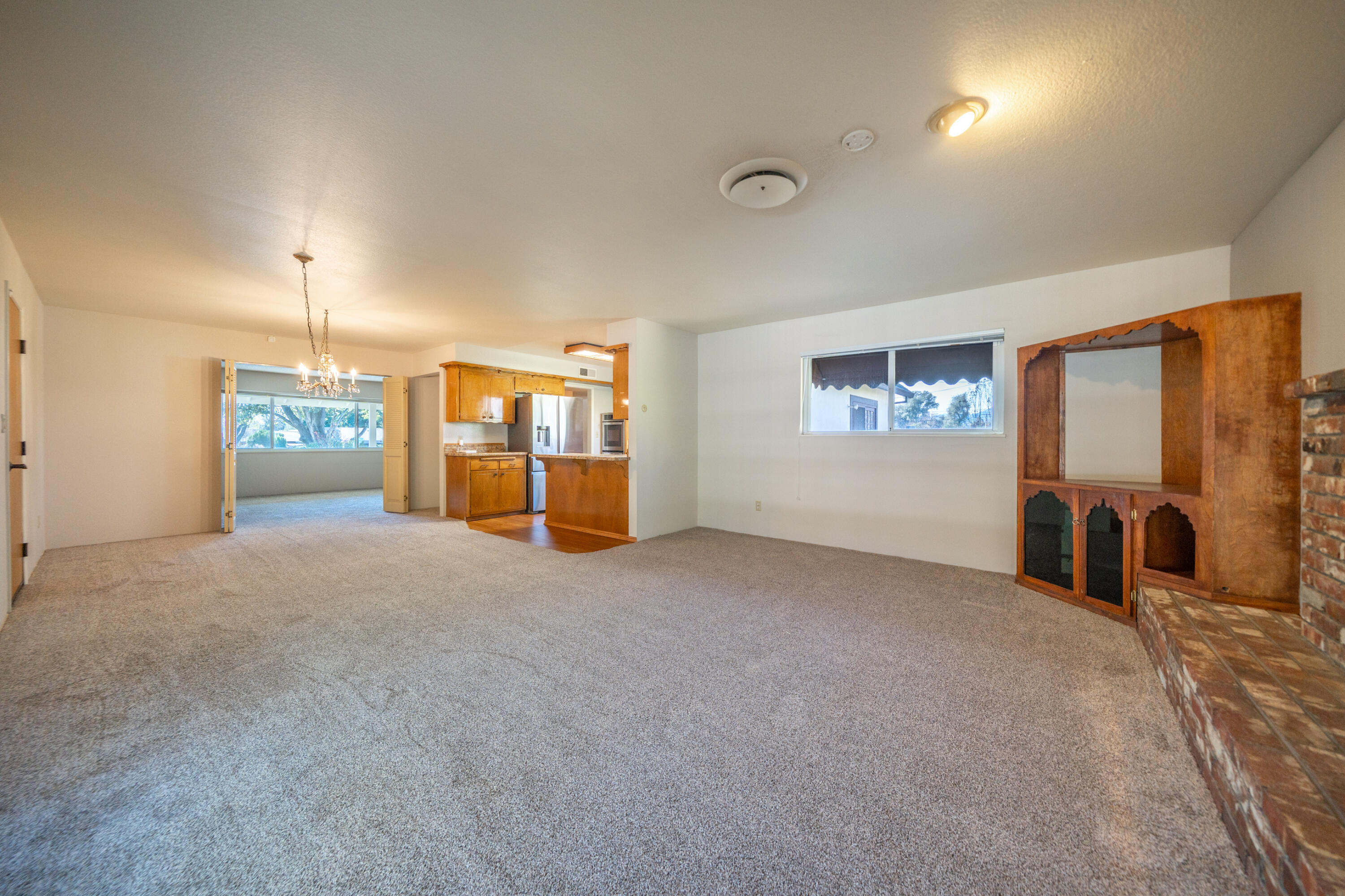 688 Julie Way Redding, CA 96002 - Photo 36 of 79 .