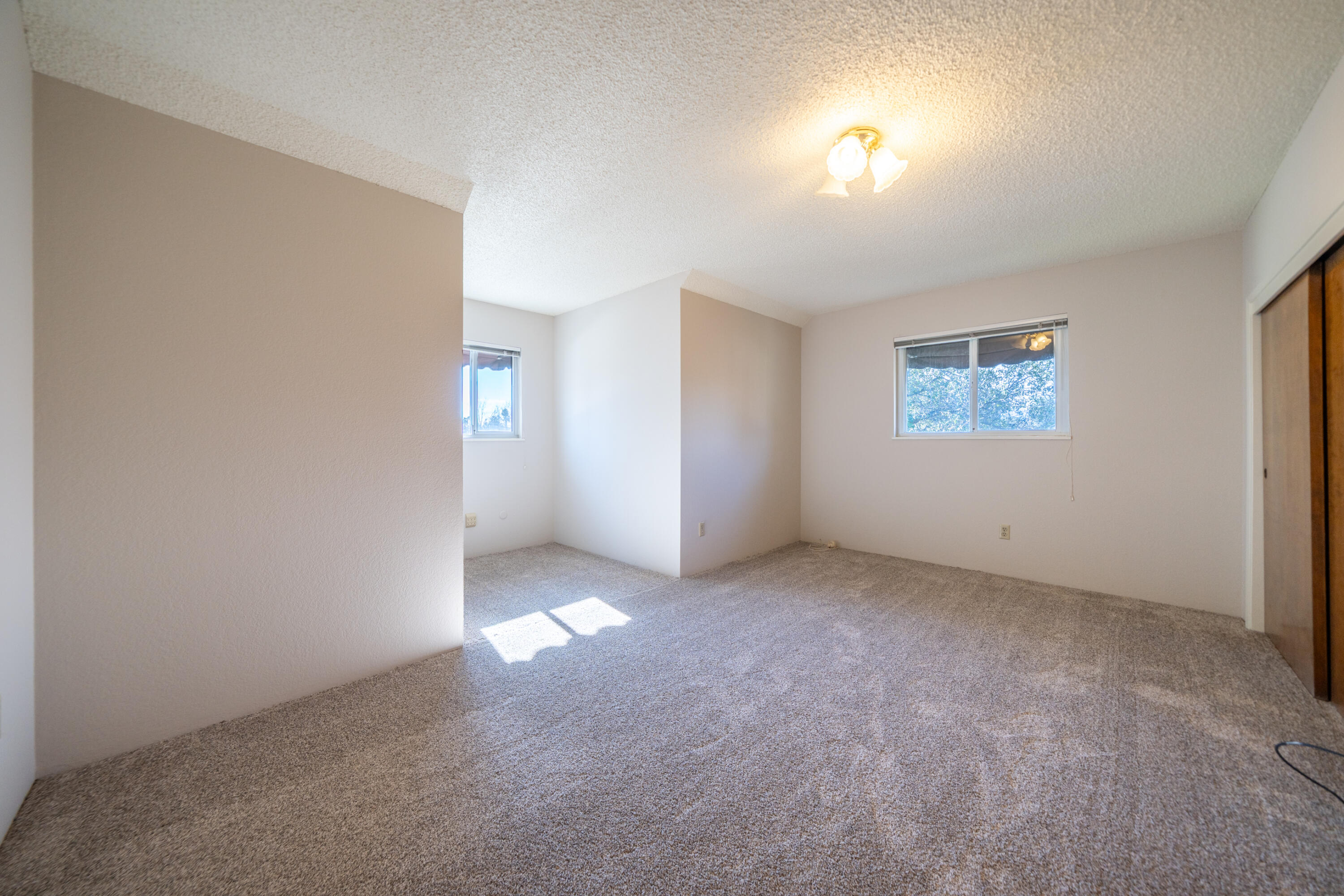 688 Julie Way Redding, CA 96002 - Photo 38 of 79 .