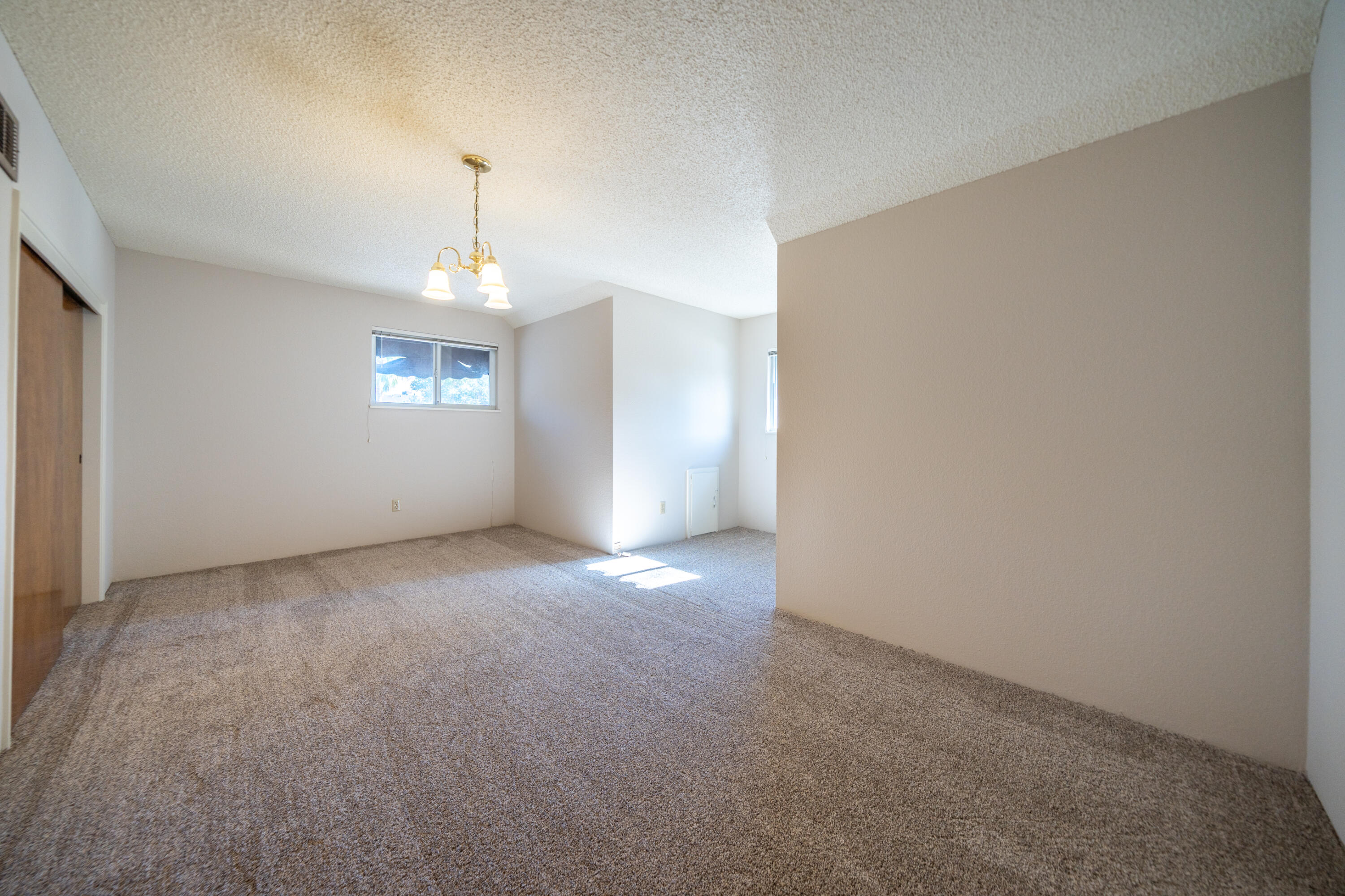 688 Julie Way Redding, CA 96002 - Photo 39 of 79 .