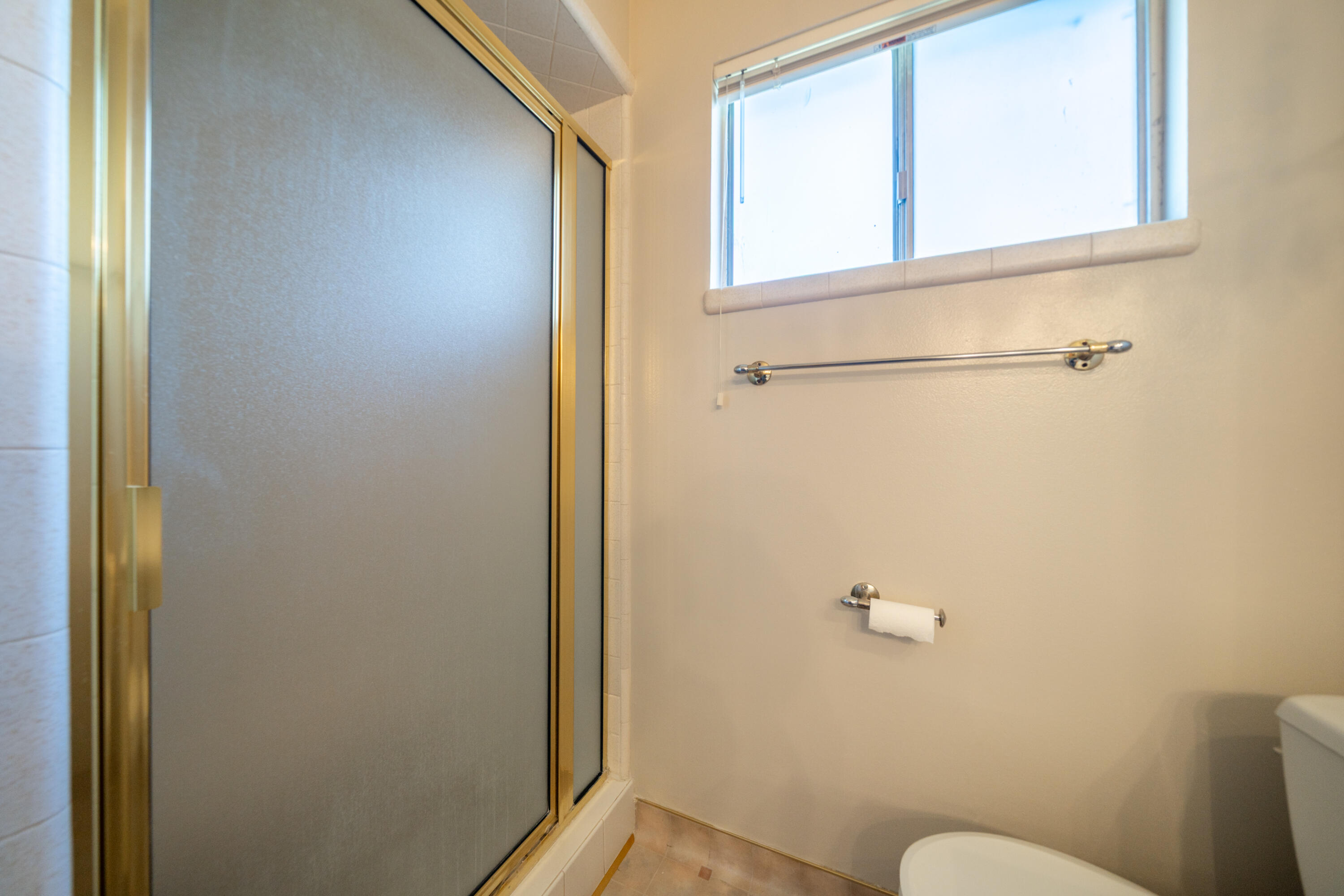 688 Julie Way Redding, CA 96002 - Photo 42 of 79 .