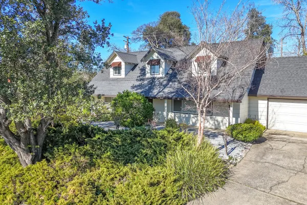 $499,000 | 688 Julie Way, Redding, CA 96002