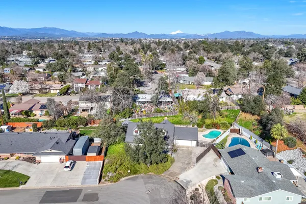 $499,000 | 688 Julie Way, Redding, CA 96002