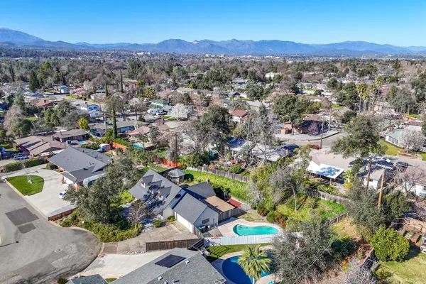 $499,000 | 688 Julie Way, Redding, CA 96002