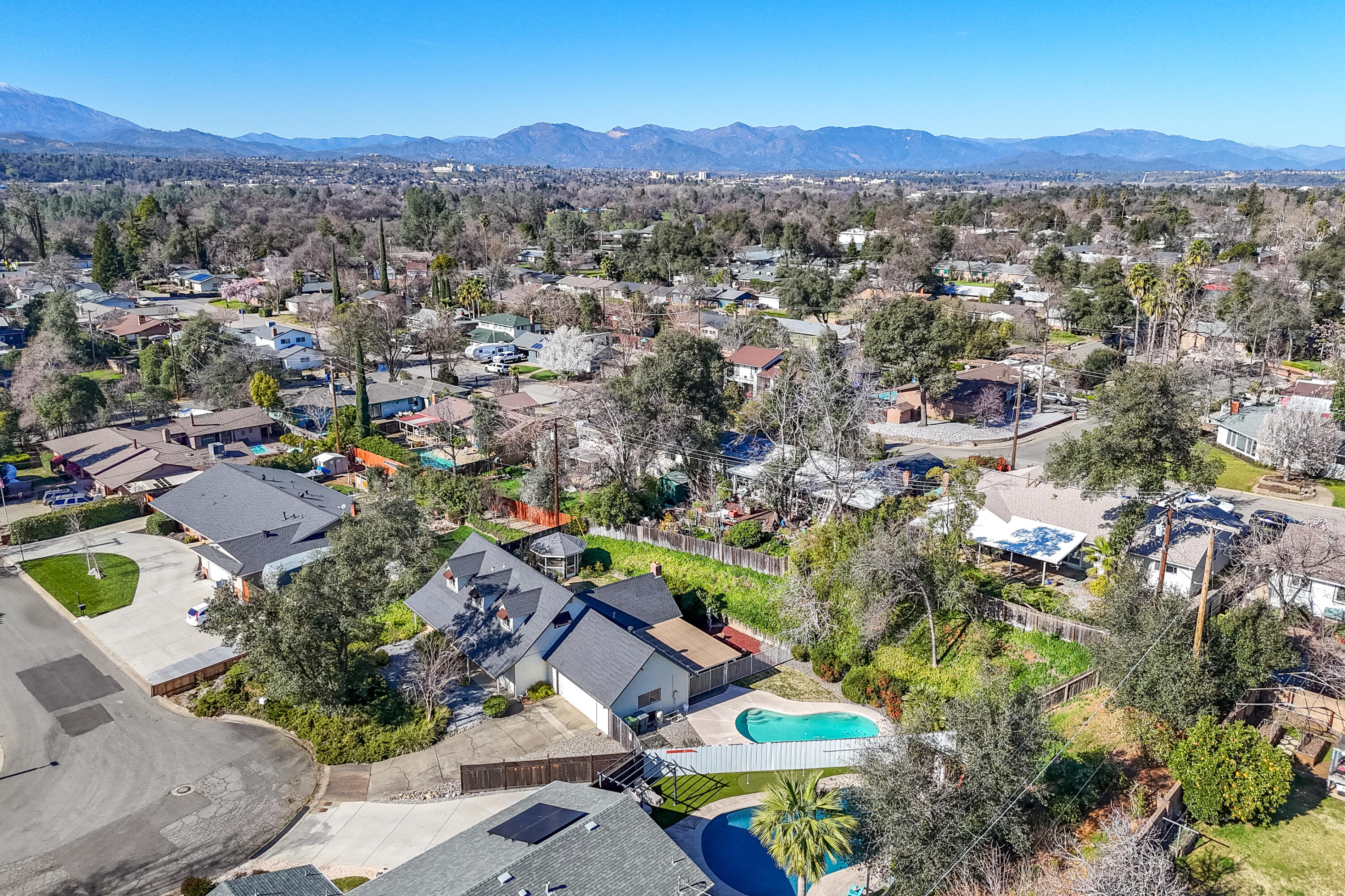 688 Julie Way Redding, CA 96002 - Photo 68 of 79 .