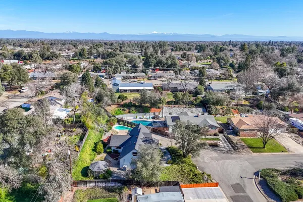 $499,000 | 688 Julie Way, Redding, CA 96002