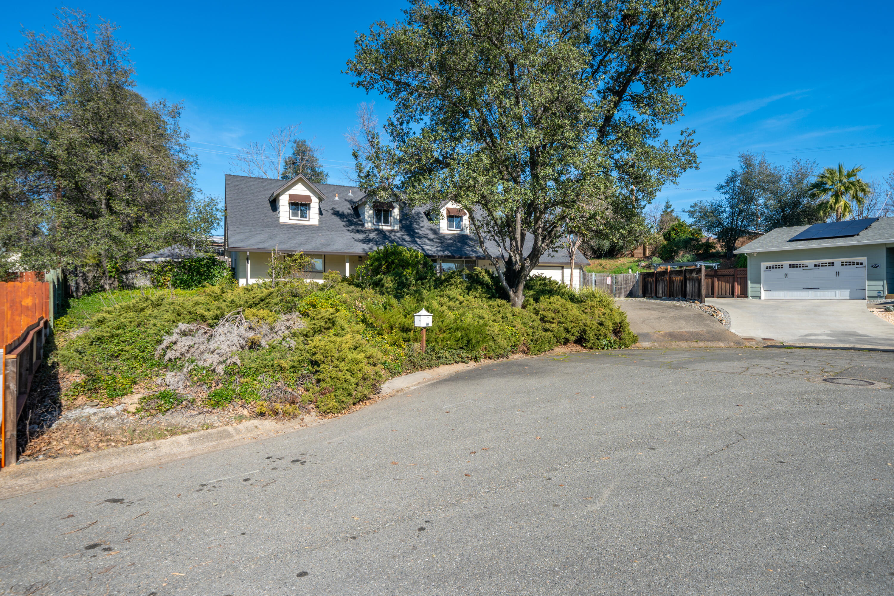 688 Julie Way Redding, CA 96002 - Photo 74 of 79 .