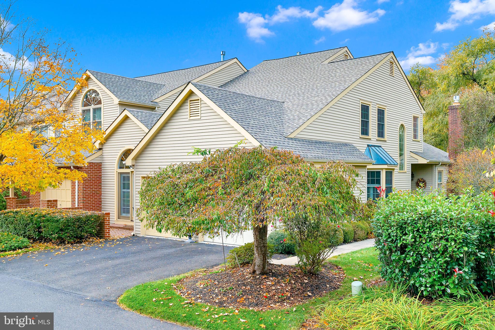 182 Fox Run Road Ambler, PA 19002 - Photo 2 of 29