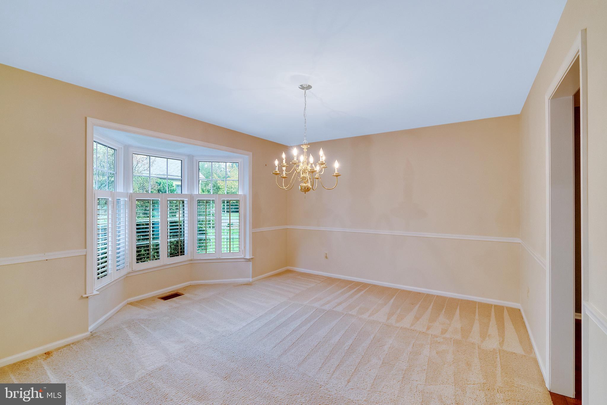 182 Fox Run Road Ambler, PA 19002 - Photo 7 of 29