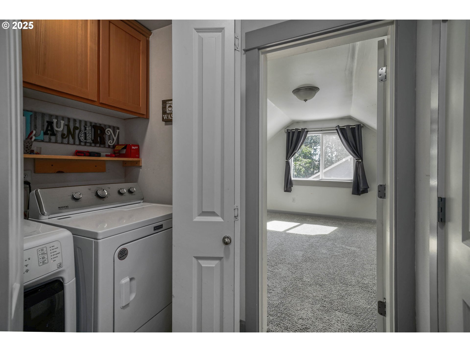 466 Northwest Denton Avenue Dallas, OR 97338 - Photo 34 of 43 a view of kitchen and utility room