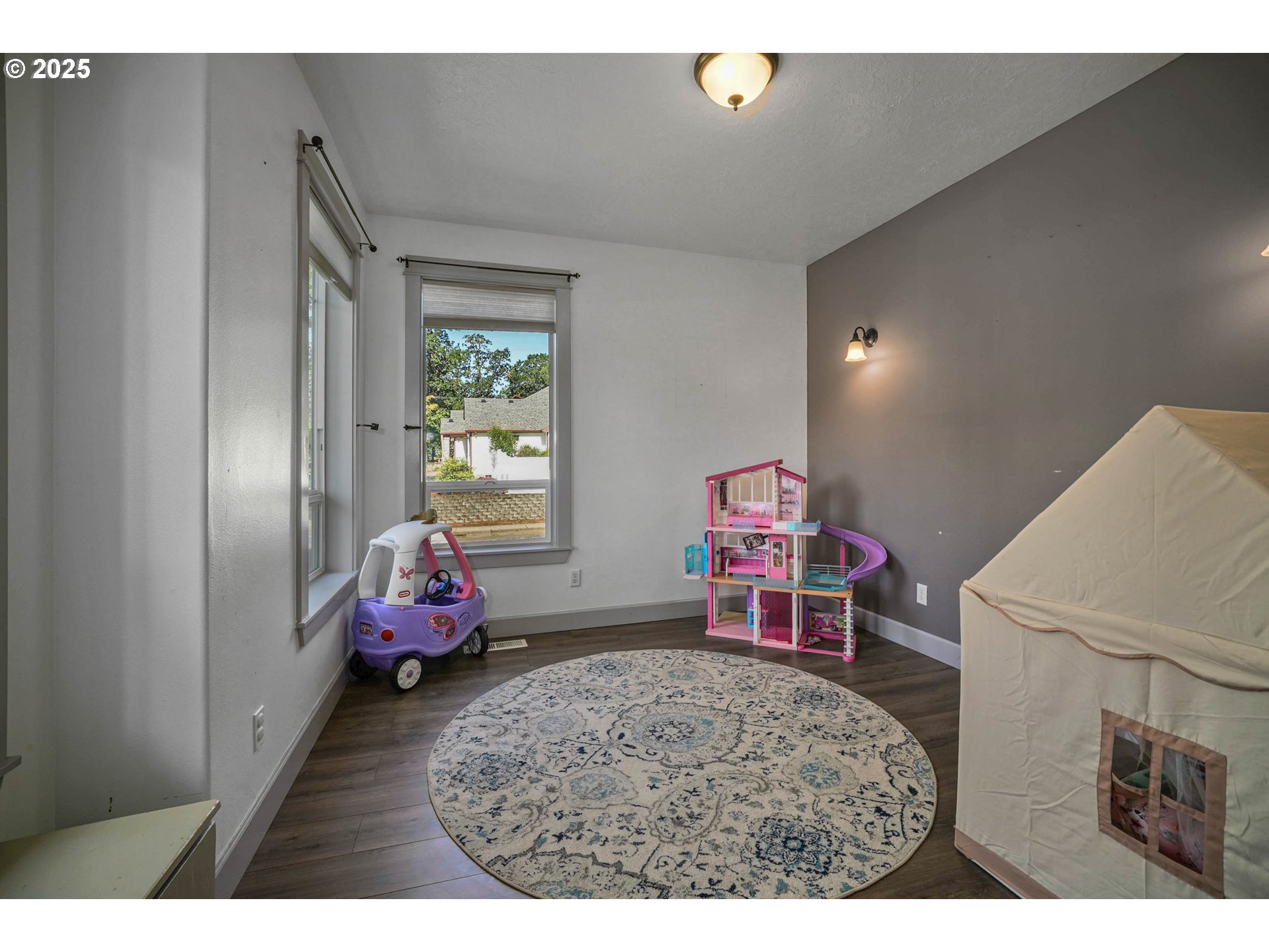 466 Northwest Denton Avenue Dallas, OR 97338 - Photo 5 of 43 a bedroom with furniture and a window