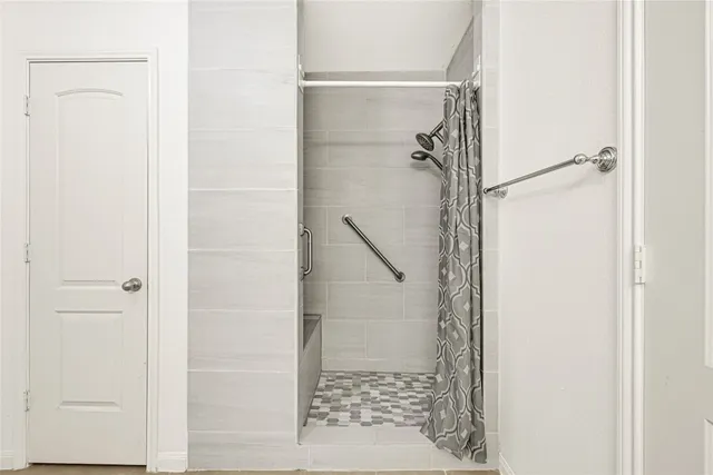 $245,000 | 315 Hawks View Drive, La Marque, TX 77568