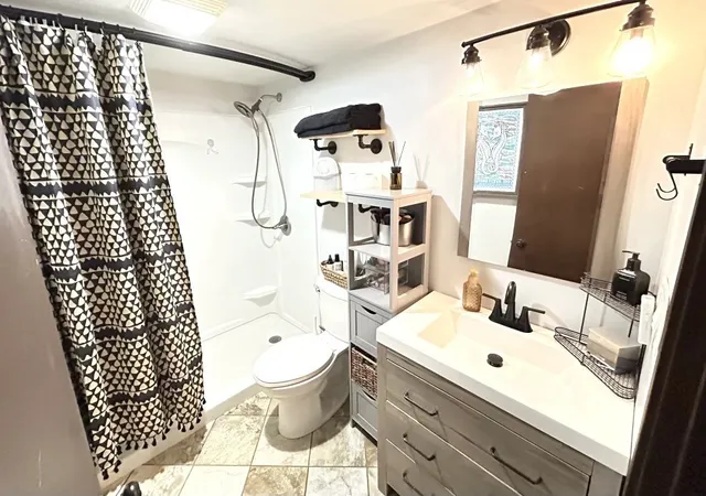 $195,500 | 164 North 2551st Road, Peru, IL 61354