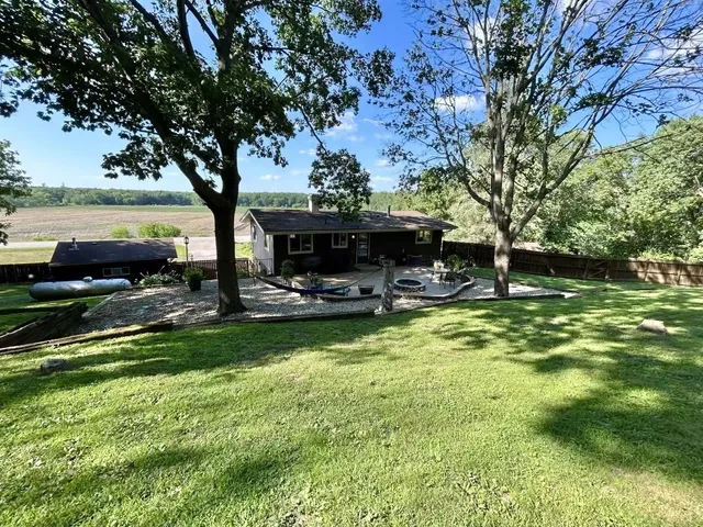 $195,500 | 164 North 2551st Road, Peru, IL 61354