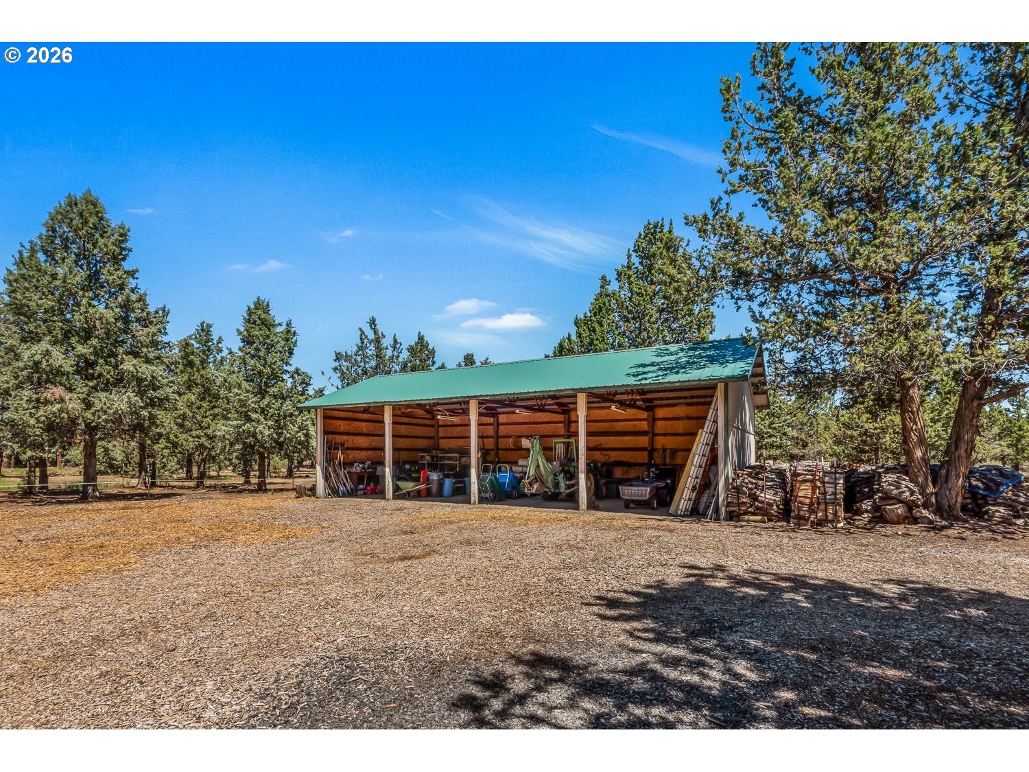 64464 Collins Road Bend, OR 97703 - Photo 32 of 48