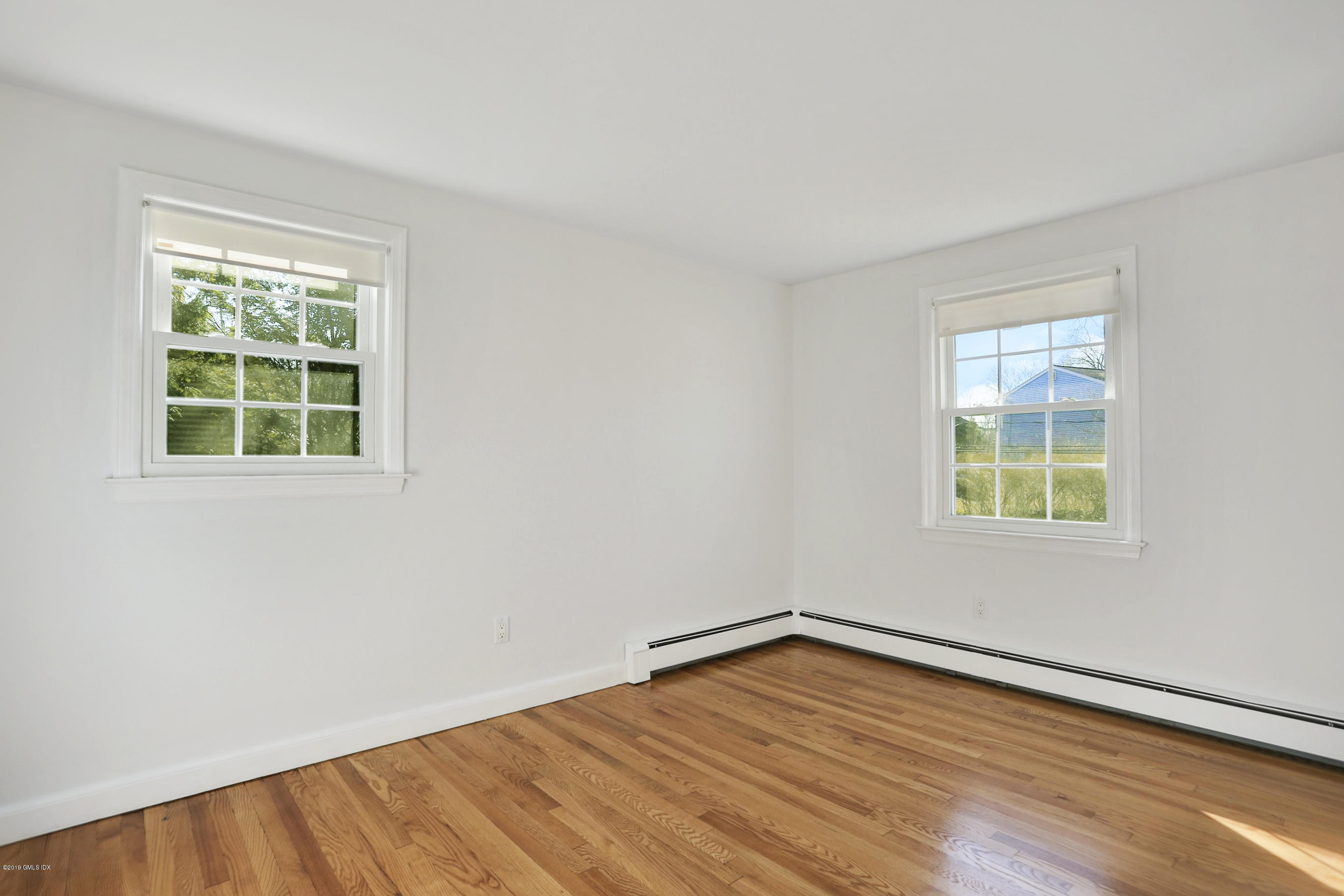 565 River Road Cos Cob, CT 06870 - Photo 11 of 21 565 River Rd Cos Cob CT 06807-print-016-