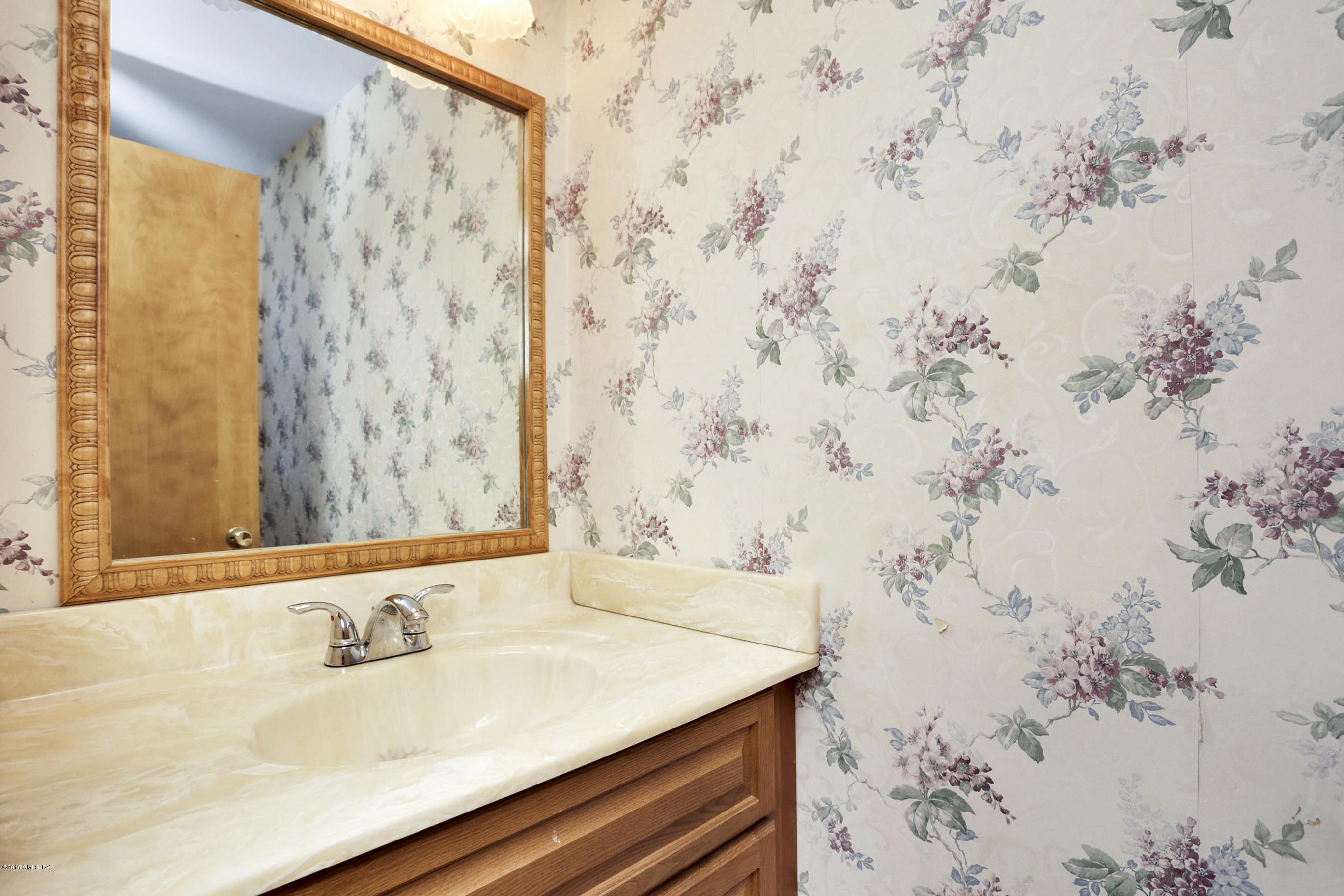 565 River Road Cos Cob, CT 06870 - Photo 16 of 21 565 River Rd Cos Cob CT 06807-print-023-