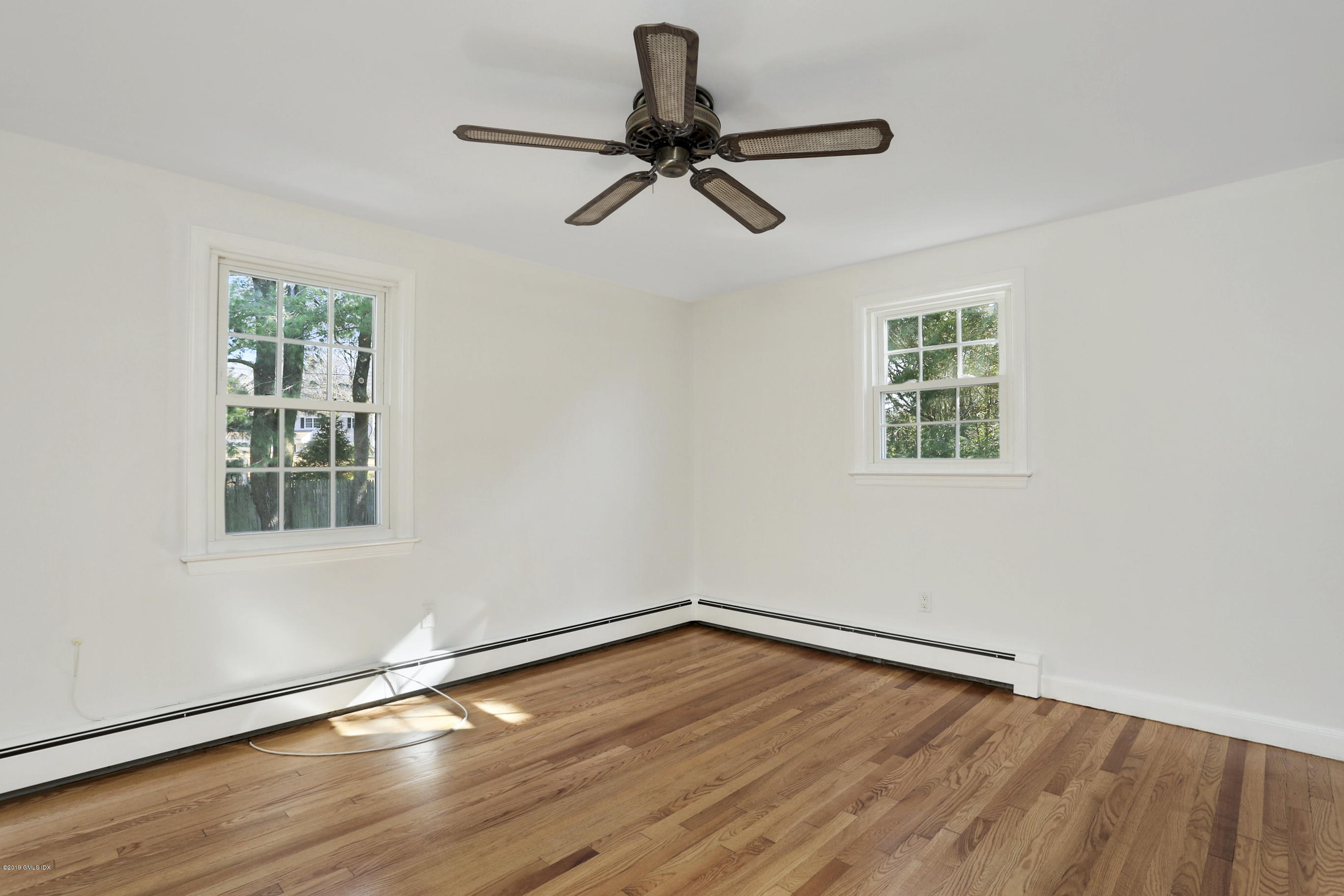 565 River Road Cos Cob, CT 06870 - Photo 10 of 21 565 River Rd Cos Cob CT 06807-print-014-