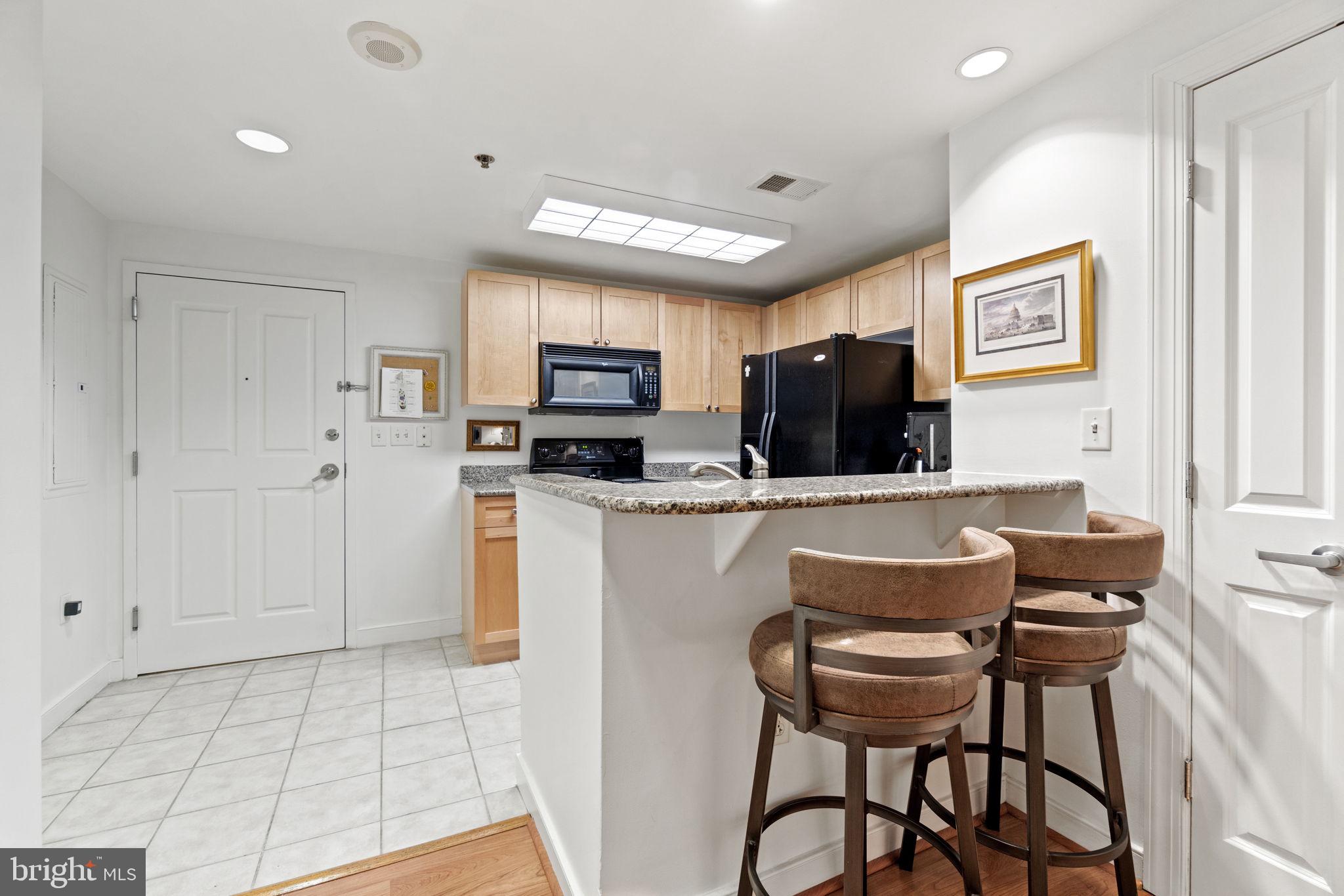 777 7th Street Northwest, Unit 723 Washington, DC 20001 - Photo 9 of 20