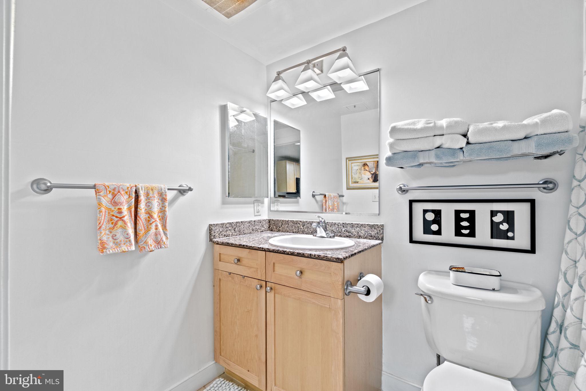 777 7th Street Northwest, Unit 723 Washington, DC 20001 - Photo 10 of 20