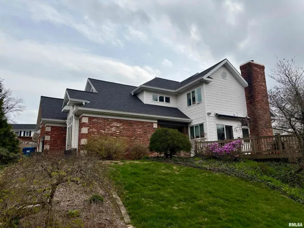 $599,900 | 200 South Koke Mill Road, Springfield, IL 62704