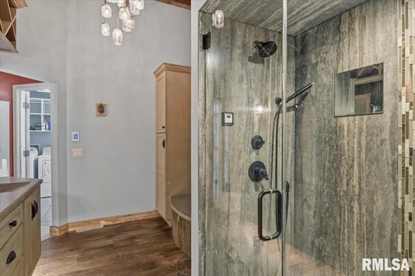 $599,900 | 200 South Koke Mill Road, Springfield, IL 62704
