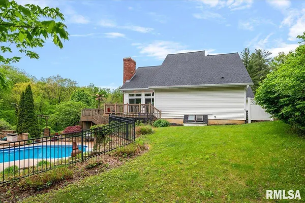 $599,900 | 200 South Koke Mill Road, Springfield, IL 62704