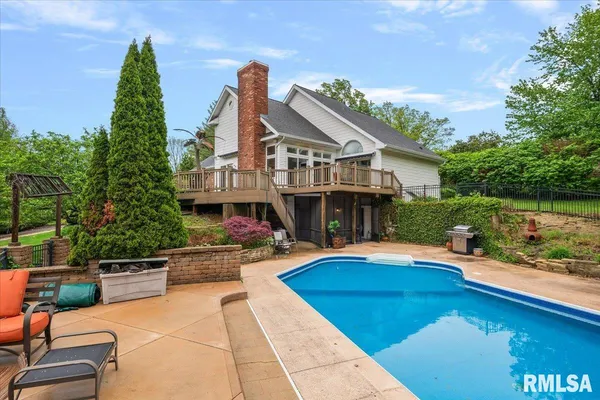 $599,900 | 200 South Koke Mill Road, Springfield, IL 62704