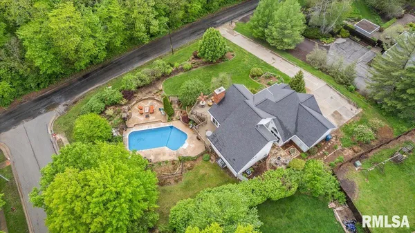 $599,900 | 200 South Koke Mill Road, Springfield, IL 62704