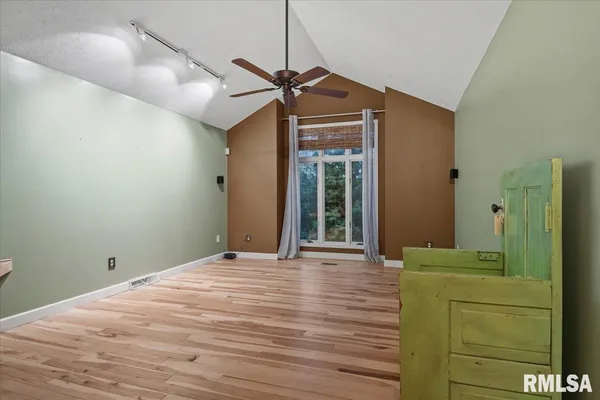 $599,900 | 200 South Koke Mill Road, Springfield, IL 62704