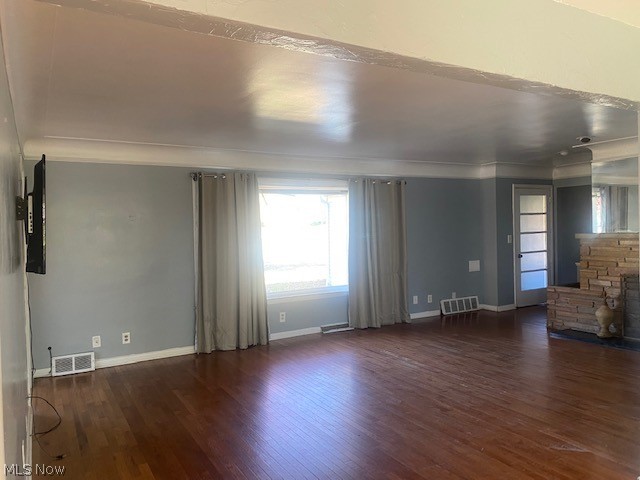 11250 Exeter Road Garfield Heights, OH 44125 - Photo 11 of 28