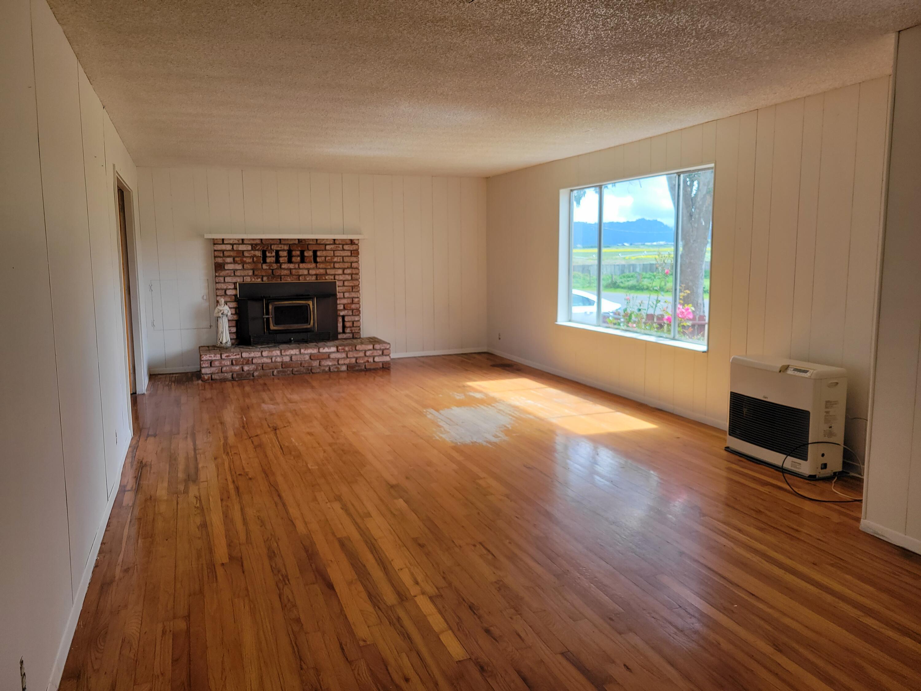 4785 Grizzly Bluff Road Ferndale, CA 95536 - Photo 5 of 49