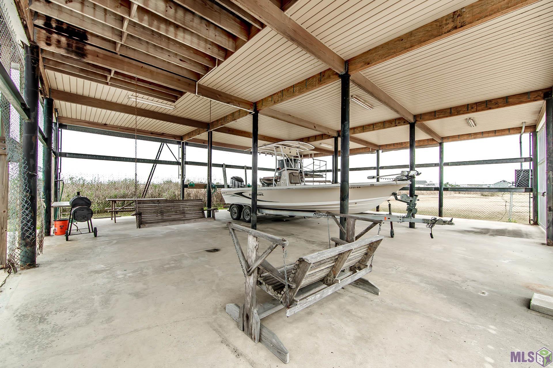 988 Four Point Road Dulac, LA 70353 - Photo 6 of 9